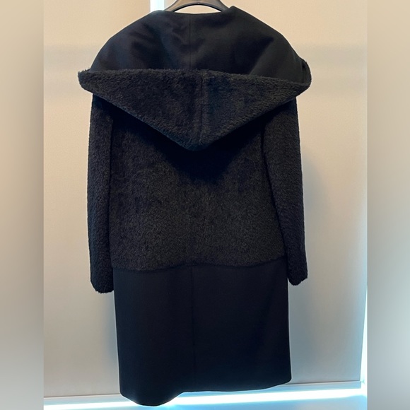 MaxMara alpaca fur hooded coat-BLK T32 rarely worn. Last photo is 4UR reference - Picture 5 of 7